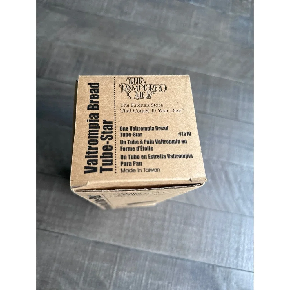 NWT‎ Pampered Chef Valtrompia Star Bread Tube (#1570)